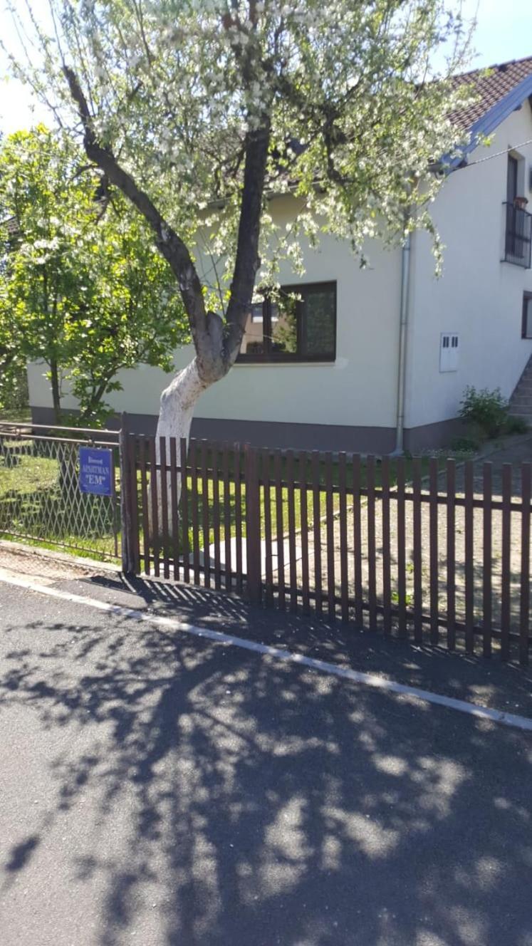 Apartman "Em" Bihać Kültér fotó